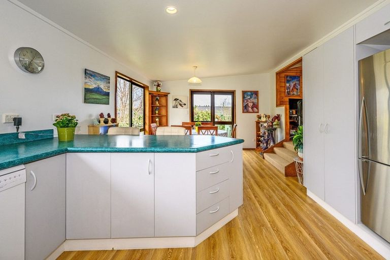 Photo of property in 25a Marchant Place, Westown, New Plymouth, 4310