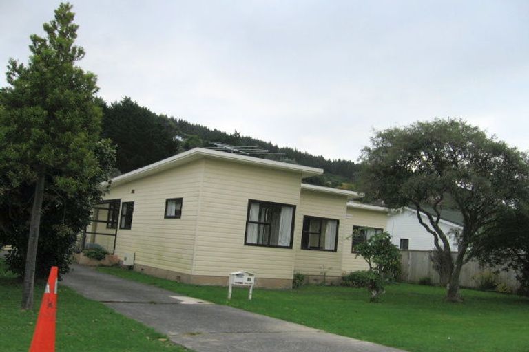 Photo of property in 19 Nathan Street, Tawa, Wellington, 5028