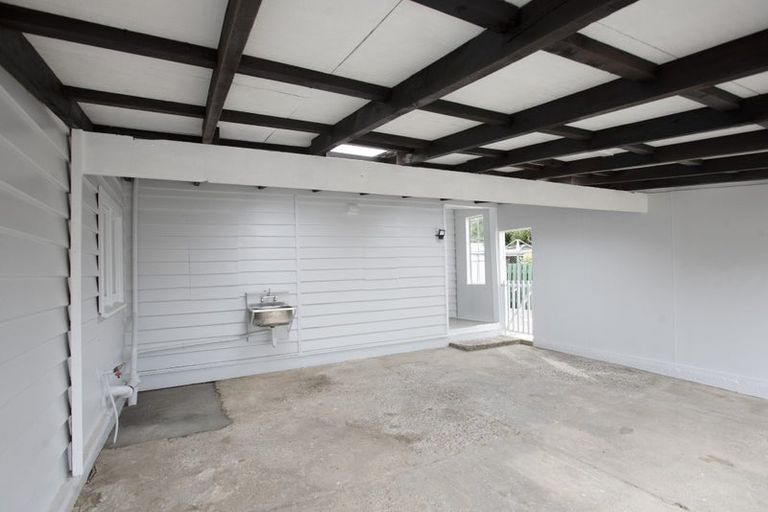 Photo of property in 42 Dudley Street, Grasmere, Invercargill, 9810