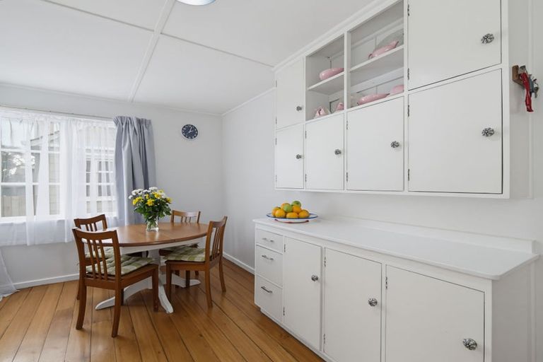 Photo of property in 56 Douglas Mclean Avenue, Marewa, Napier, 4110
