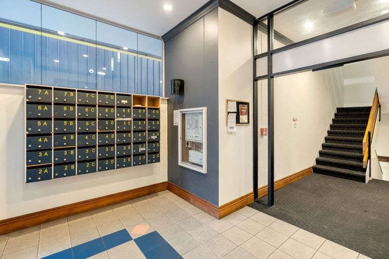 Photo of property in Regency Apartments, 2g/49 Manners Street, Te Aro, Wellington, 6011