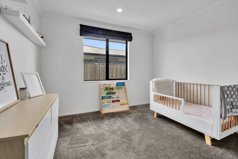 Photo of property in 6 Awatere Street, Pegasus, 7612