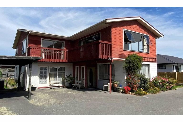 Photo of property in 156 Pages Road, Wainoni, Christchurch, 8061