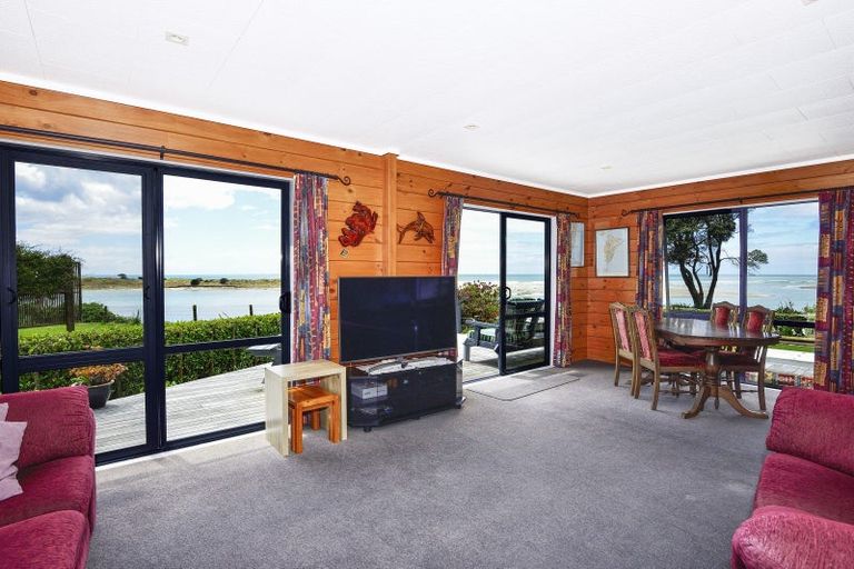 Photo of property in 7 Oraka Road, Mahia, Nuhaka, 4198