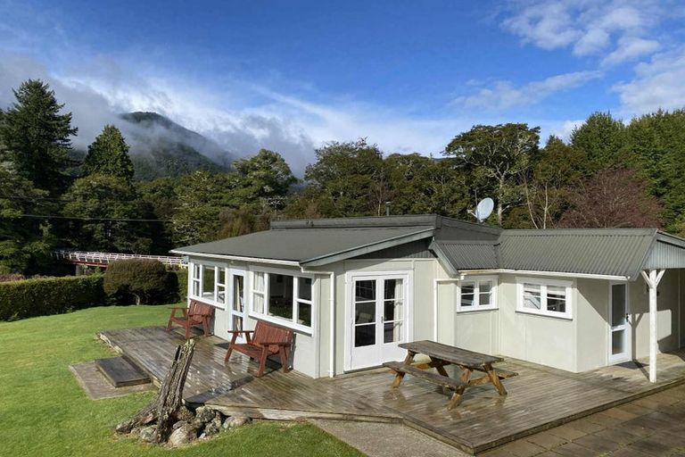 Photo of property in 1092 Gowan Valley Road, Rotoroa, Saint Arnaud, 7077