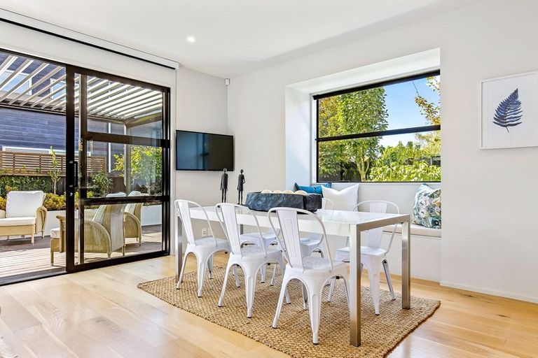 Photo of property in 1/74 Winchester Street, Merivale, Christchurch, 8014