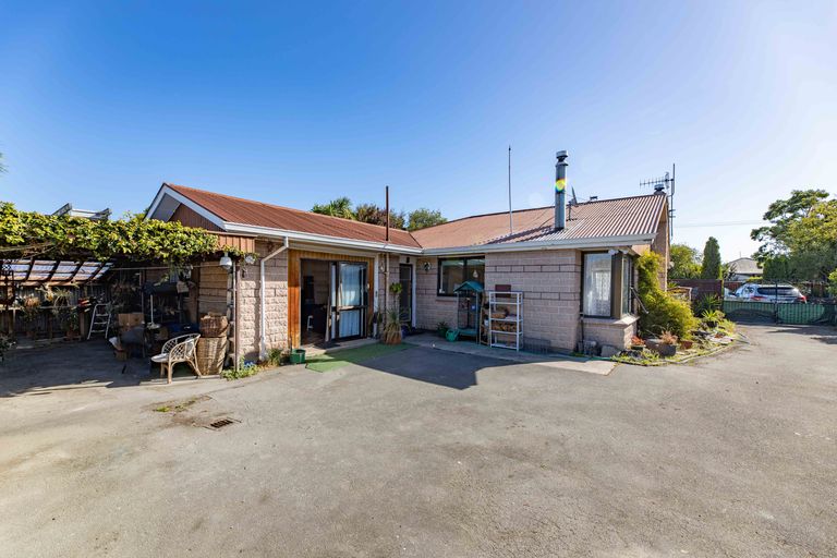 Photo of property in 40 East Belt, Rangiora, 7400
