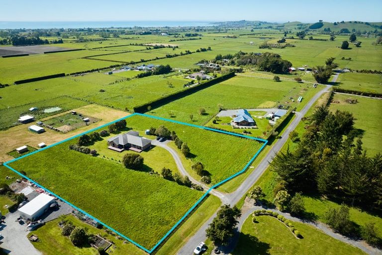 Photo of property in 16 Titoki Drive, Kaikoura Flat, Kaikoura, 7371