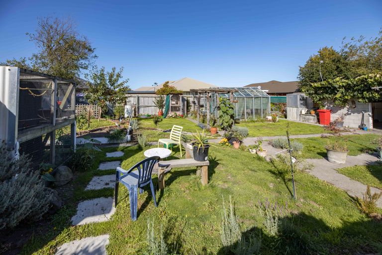 Photo of property in 40 East Belt, Rangiora, 7400