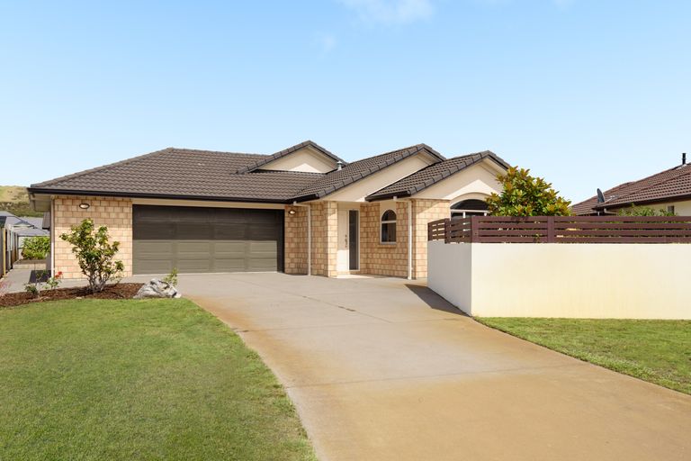 Photo of property in 19 Popata Close, Papamoa Beach, Papamoa, 3118