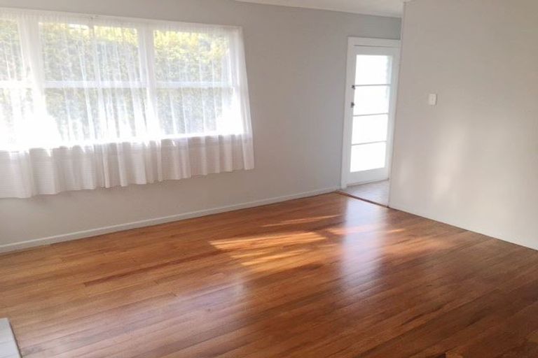 Photo of property in 57 Glendene Avenue, Glendene, Auckland, 0602