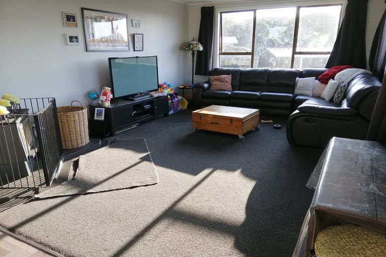 Photo of property in 6 Kamahi Avenue, Hawera, 4610