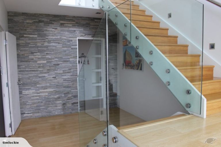 Photo of property in 30 Chatswood Grove, Chatswood, Auckland, 0626