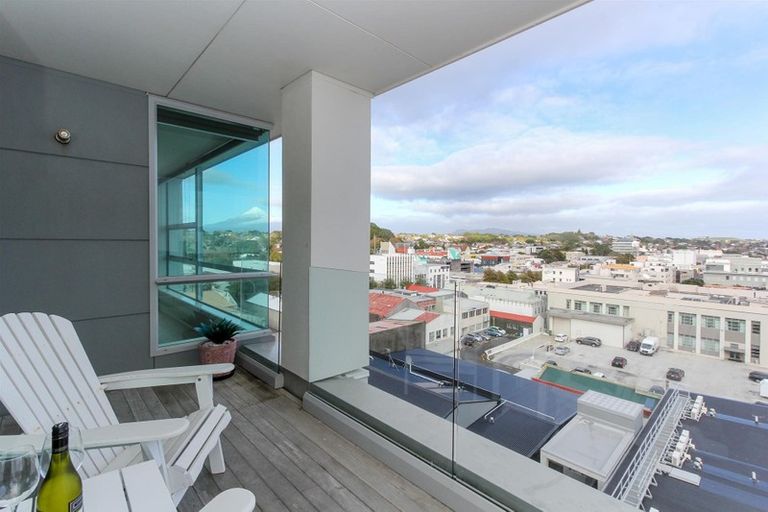 Photo of property in 22 Liardet Apartments, 501/22 Liardet Street, New Plymouth, 4310