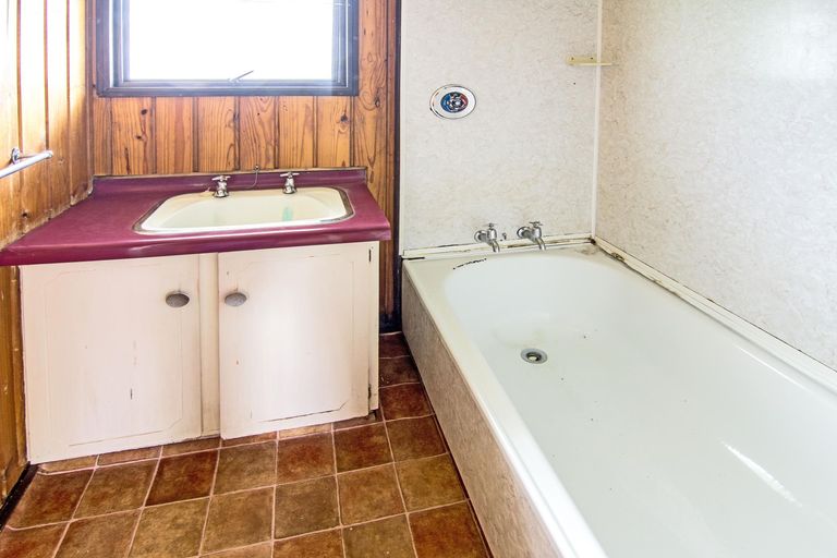 Photo of property in 34 River Road, Masterton, 5810