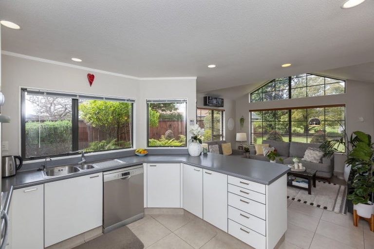 Photo of property in 83 Cedar Drive, Paraparaumu Beach, Paraparaumu, 5032