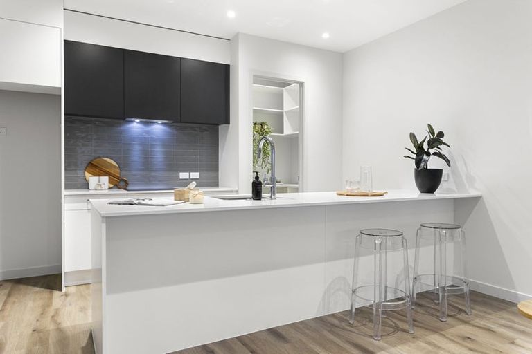 Photo of property in 28 Walter Merton Road, Hobsonville, Auckland, 0616