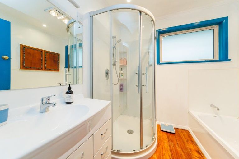 Photo of property in 39 Lincoln Terrace, Hokowhitu, Palmerston North, 4410