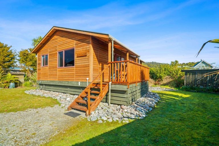 Photo of property in 4 Russell Street, Okarito, Whataroa, 7886
