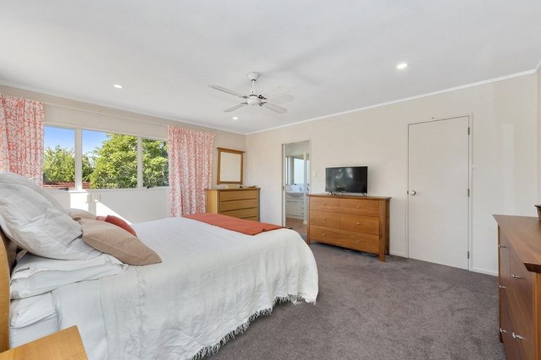 Photo of property in 1 Earls Court, Hillcrest, Hamilton, 3216
