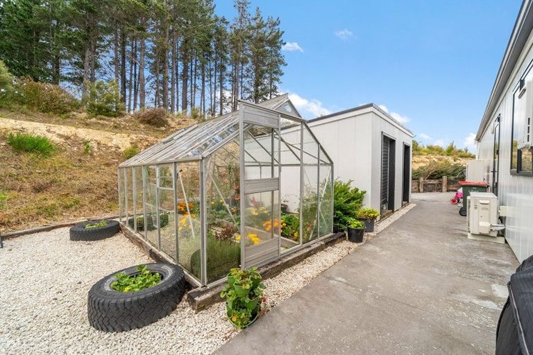 Photo of property in 49 Crest Road, Akatarawa, Upper Hutt, 5372