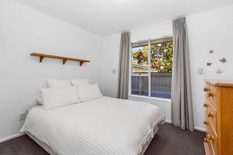 Photo of property in 15 Wingate Street, Redwood, Christchurch, 8051