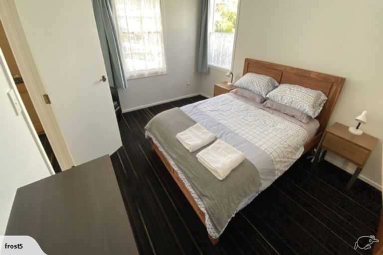 Photo of property in 45 Oxford Street, Lyttelton, 8082