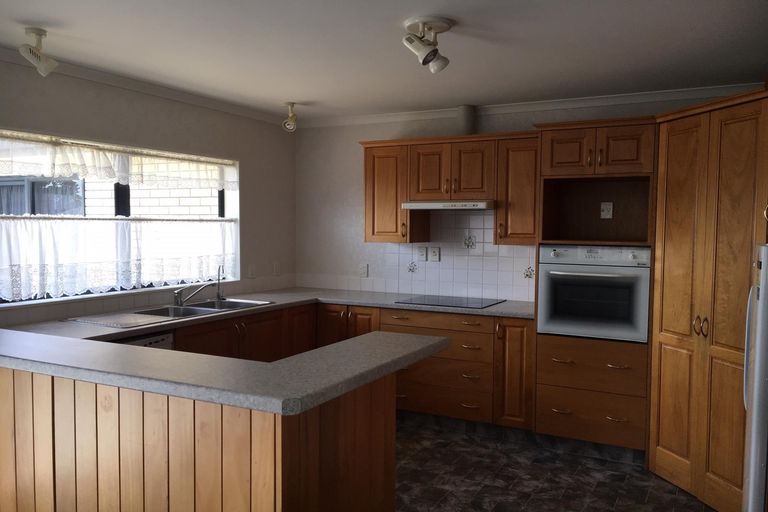 Photo of property in 16 Oak Street, Morrinsville, 3300
