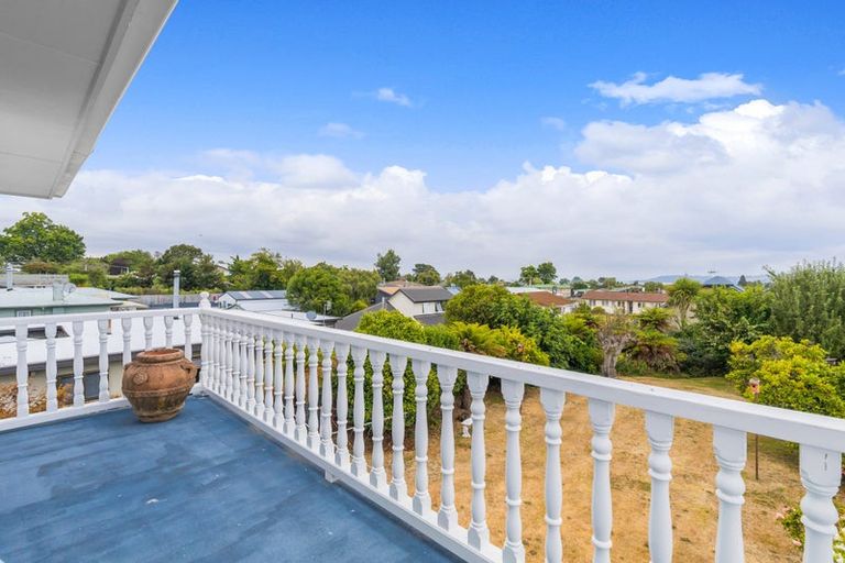 Photo of property in 9 Tamatea Road, Taupo, 3330