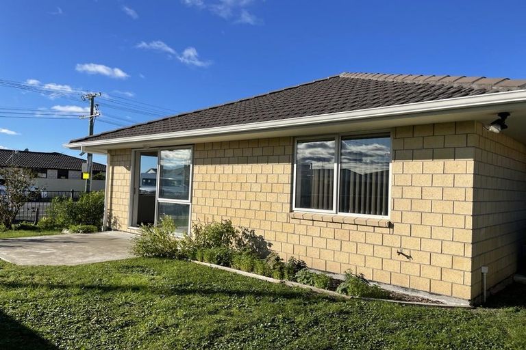 Photo of property in 17a Meeanee Road, Taradale, Napier, 4112