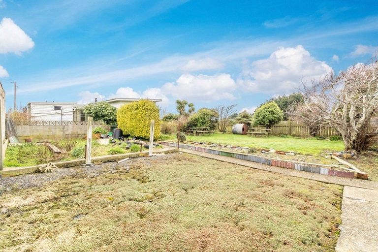 Photo of property in 80 Princes Road, Greenhills, Invercargill, 9877