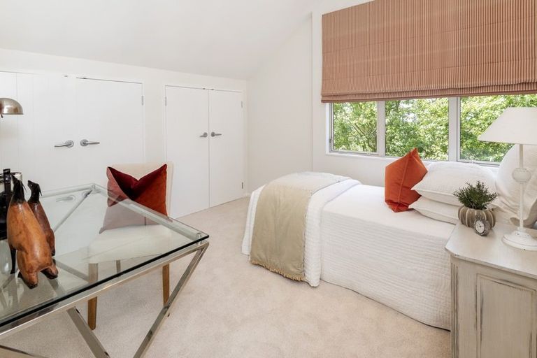 Photo of property in 4a Cleary Terrace, Cockle Bay, Auckland, 2014