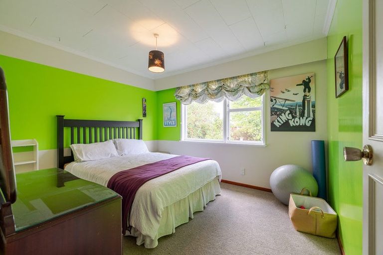 Photo of property in 18 Mudgway Place, Awapuni, Palmerston North, 4412
