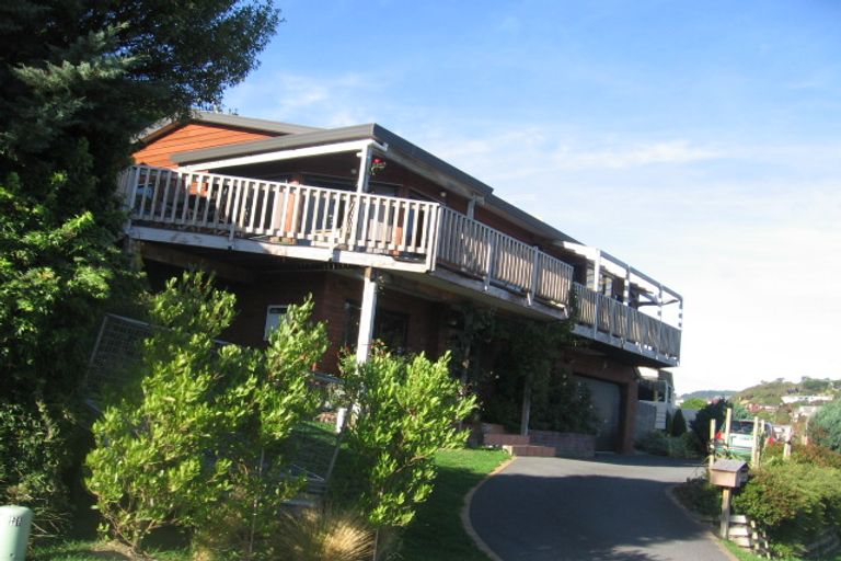 Photo of property in 10 The Crowsnest, Whitby, Porirua, 5024