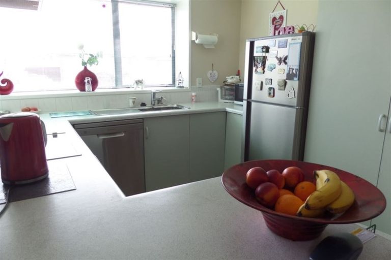 Photo of property in 1/2 Topham Lane, Hornby, Christchurch, 8042