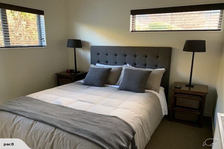 Photo of property in 38 Amber Close, Arthurs Point, Queenstown, 9371