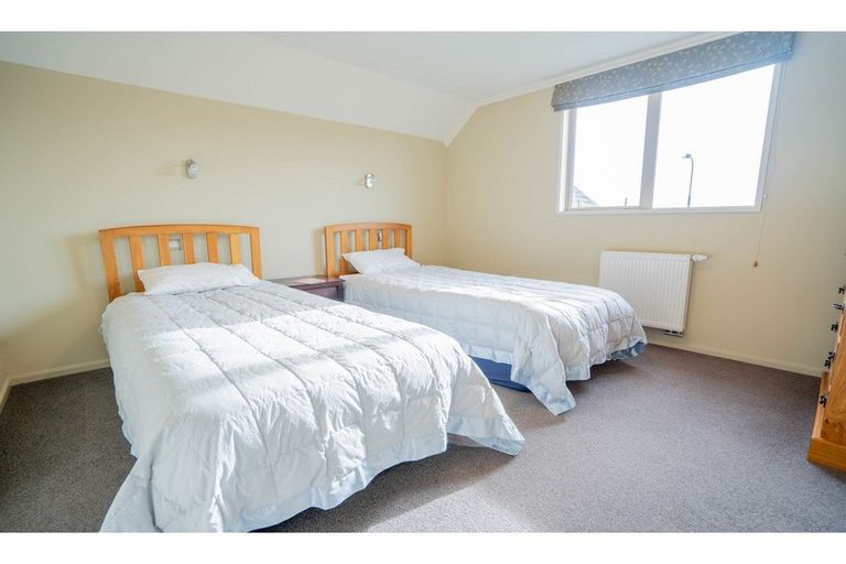 Photo of property in 42 Northwood Avenue, Waikiwi, Invercargill, 9810