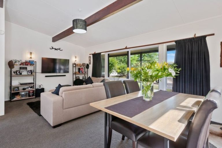Photo of property in 13 Candu Lane, Kinloch, Taupo, 3377