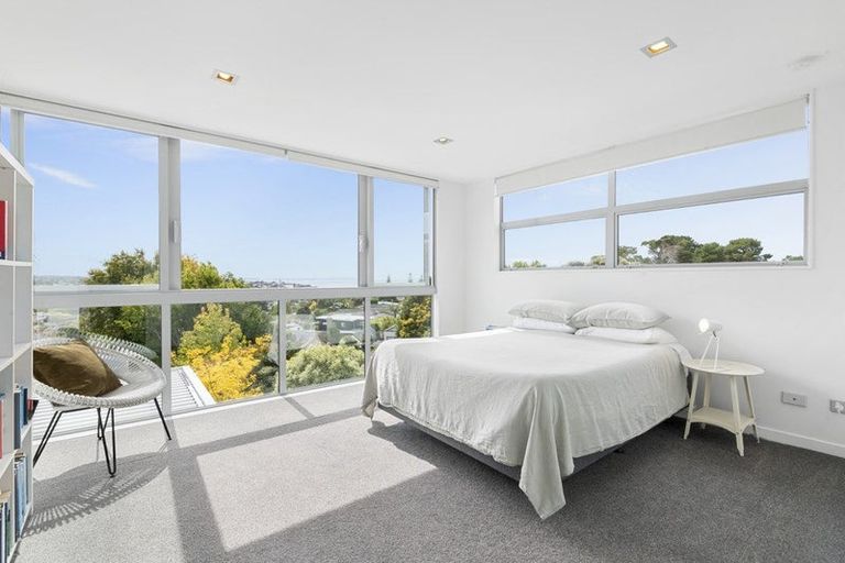 Photo of property in 1/129 Kowhai Road, Mairangi Bay, Auckland, 0630