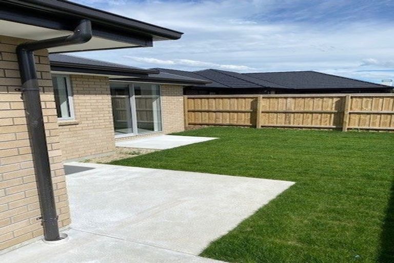 Photo of property in 10 Maggie Street, Kaiapoi, 7630
