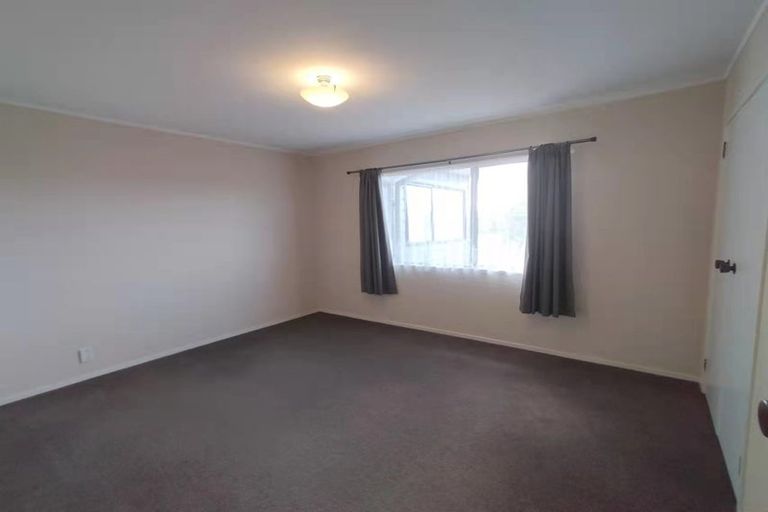 Photo of property in 4 Clunie Place, Highland Park, Auckland, 2010