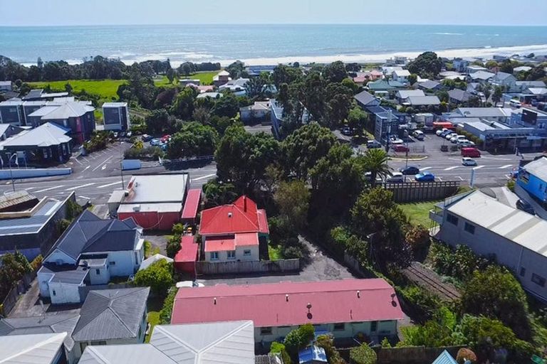 Photo of property in 444a Devon Street East, Strandon, New Plymouth, 4312