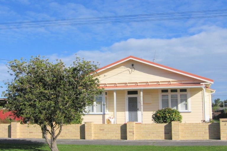 Photo of property in 6 Gladstone Street, Foxton, 4814