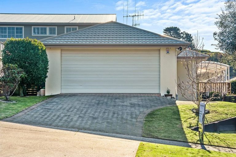 Photo of property in 111 Osprey Drive, Welcome Bay, Tauranga, 3112