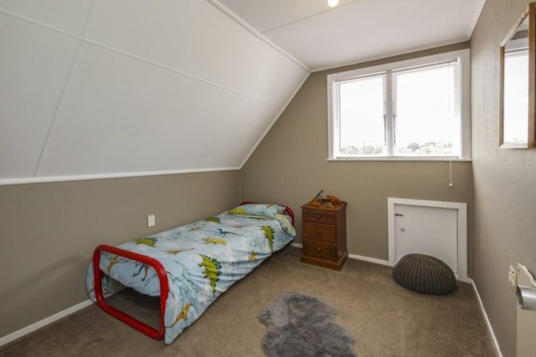 Photo of property in 28 Oxford Street, Hokowhitu, Palmerston North, 4410