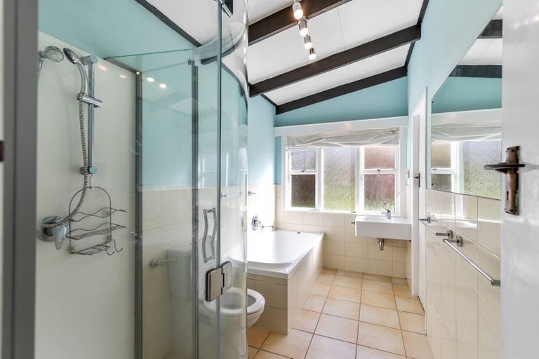 Photo of property in 2 Russell Avenue, Te Aroha, 3320