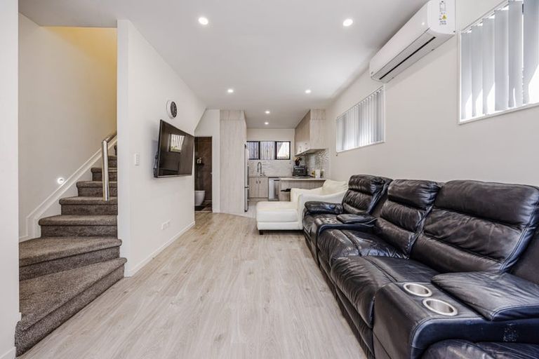 Photo of property in 5/97 Great South Road, Manurewa, Auckland, 2102