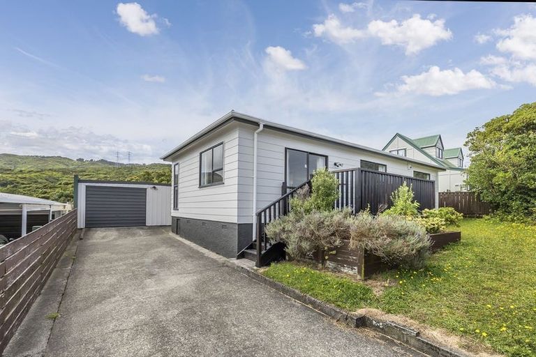 Photo of property in 41 Nassau Avenue, Grenada North, Wellington, 5028