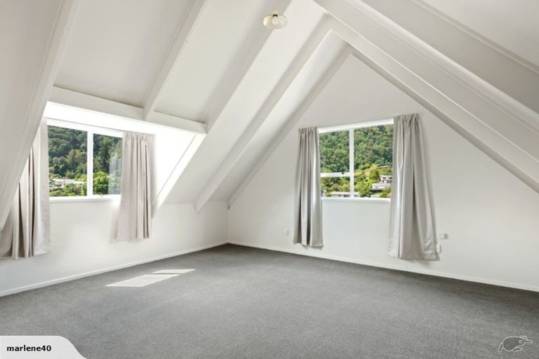 Photo of property in 45 Dorset Street, Picton, 7220