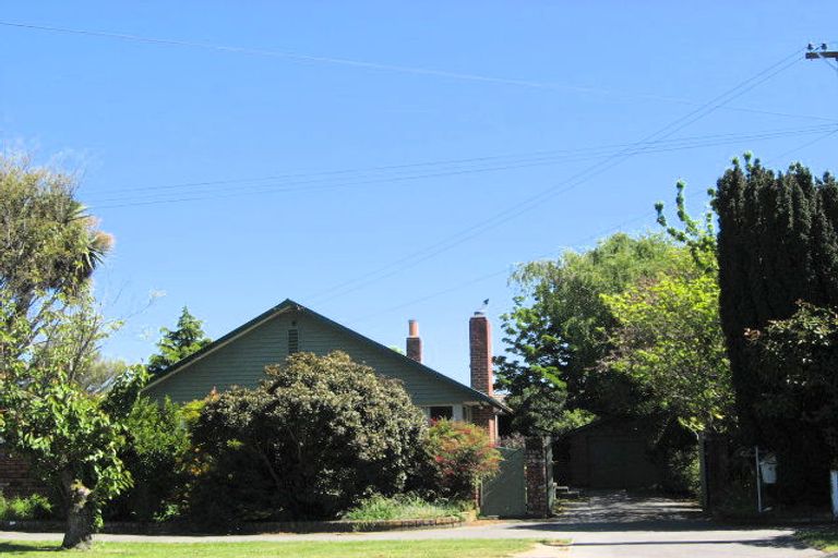 Photo of property in 235 Greers Road, Bryndwr, Christchurch, 8053